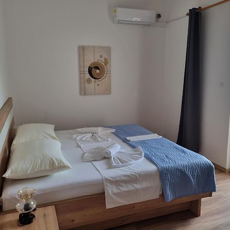 Bed And Breakfast Miramar Starigrad Paklenica Exterior photo