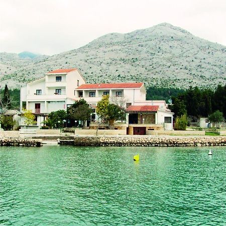 Bed And Breakfast Miramar Starigrad Paklenica Exterior photo