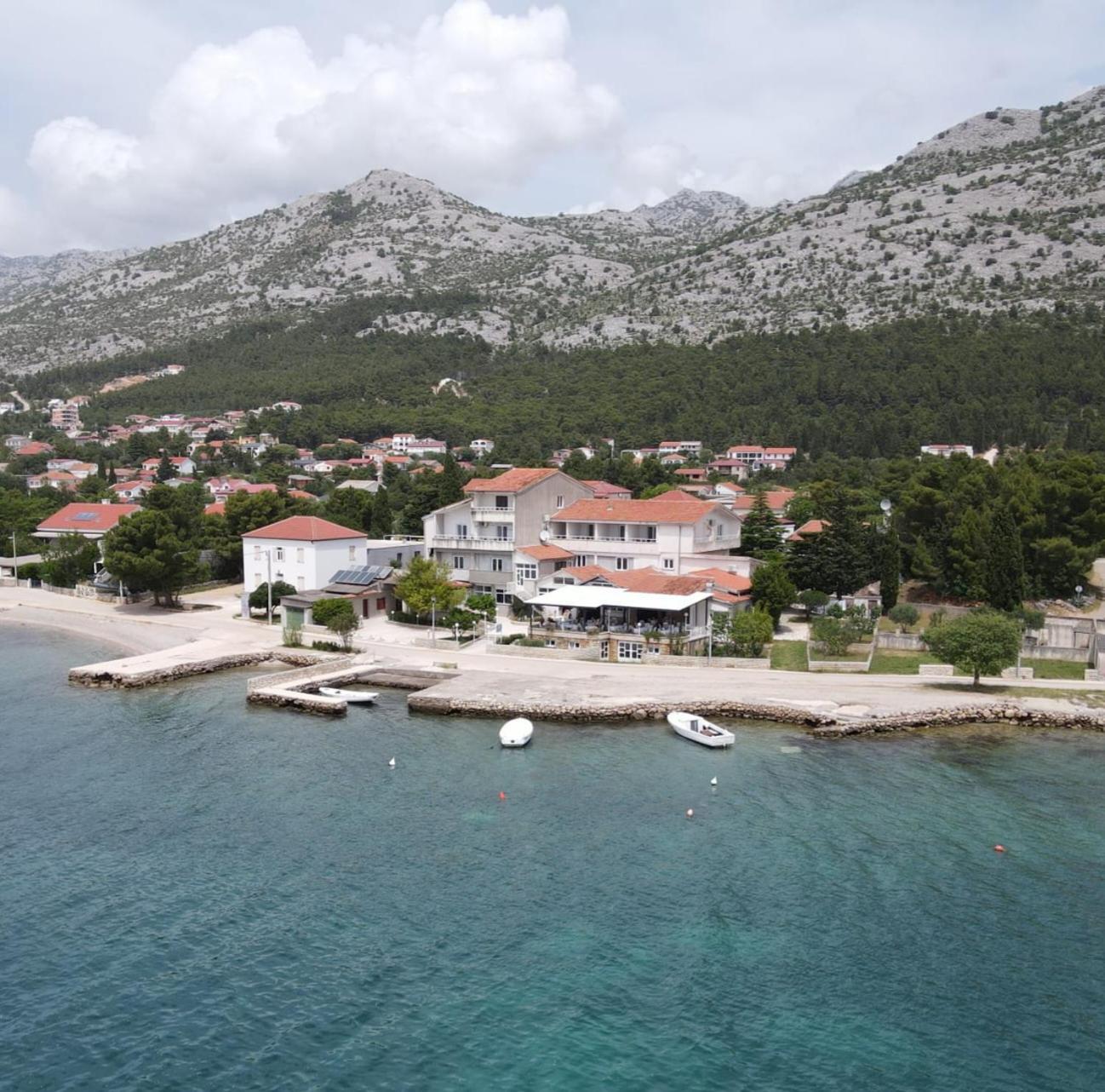 Bed And Breakfast Miramar Starigrad Paklenica Exterior photo