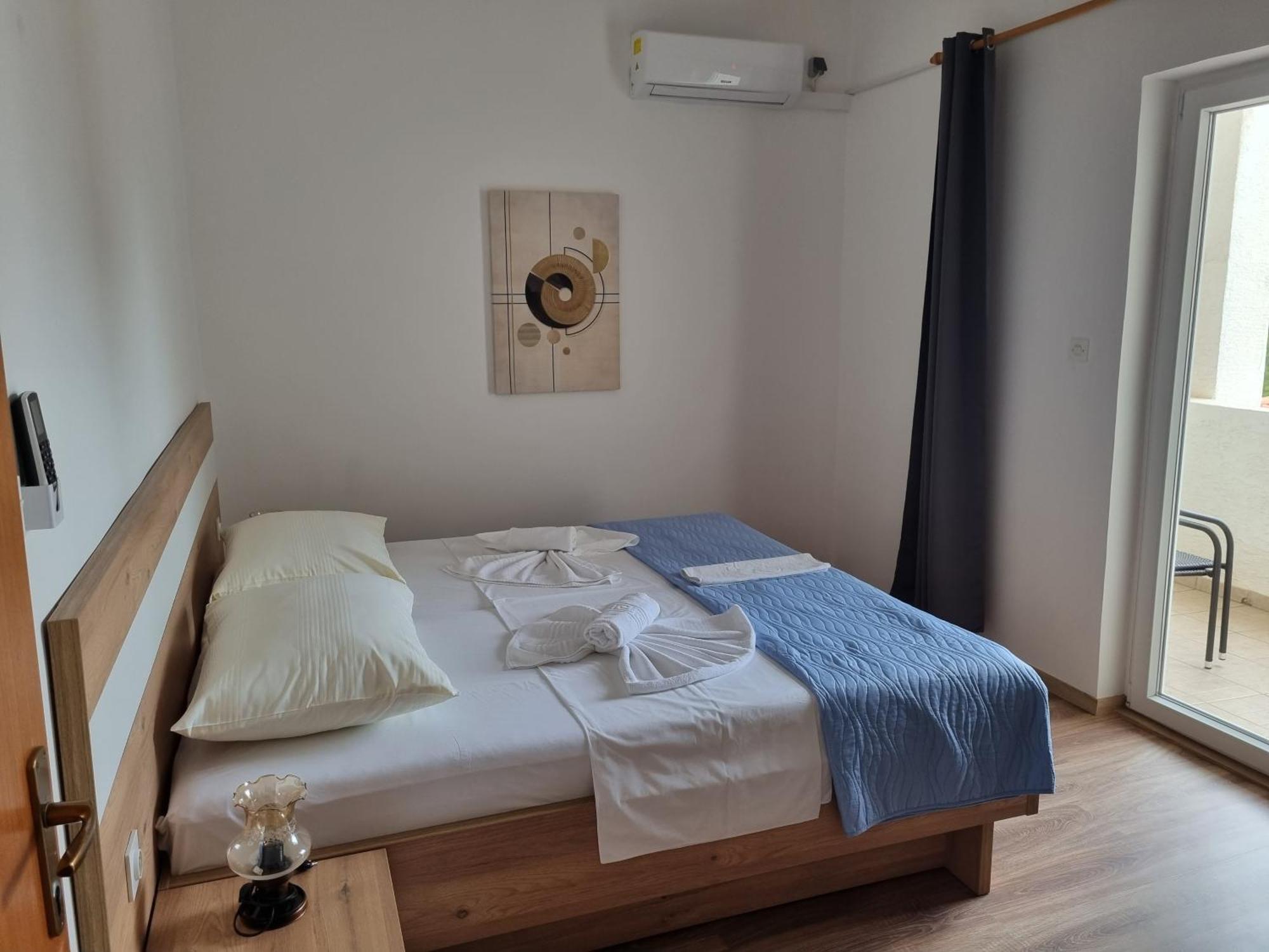 Bed And Breakfast Miramar Starigrad Paklenica Exterior photo